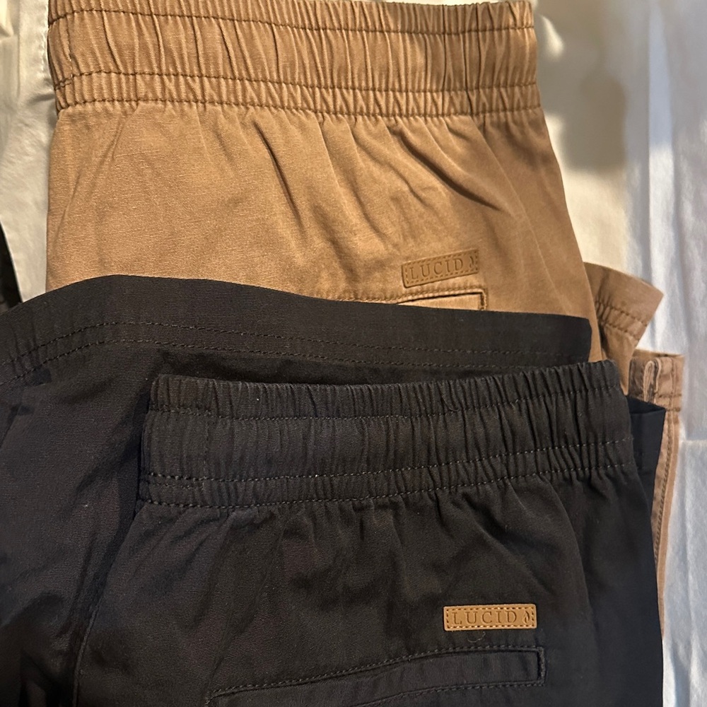 Men's Cargo Shorts - Black and Tan